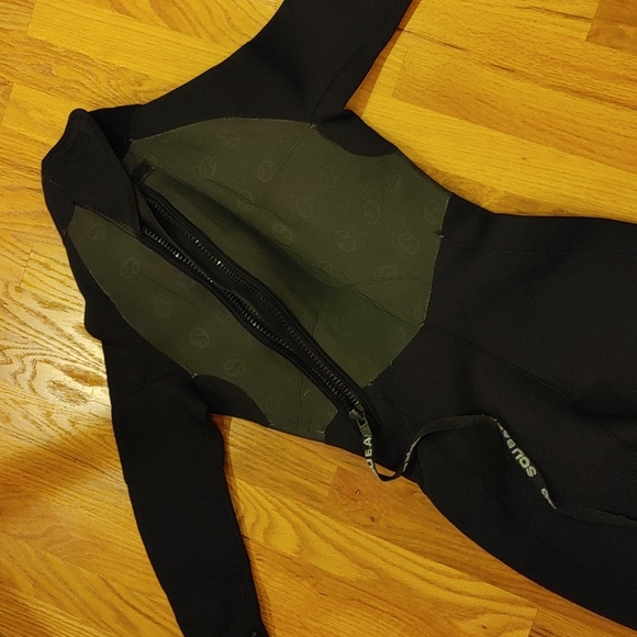 SURF's UP!!! - Picture 6 of 7